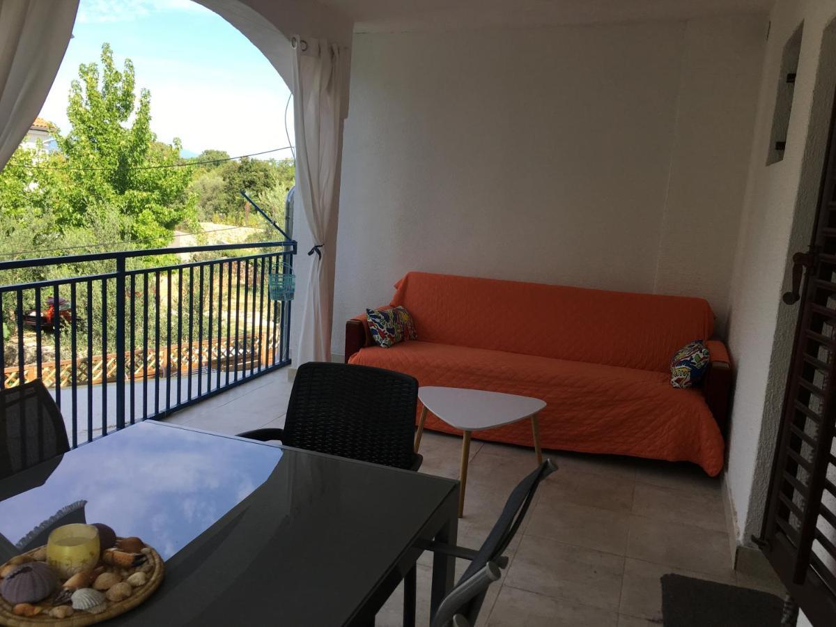Apartmani Niessner Malinska Buitenkant foto
