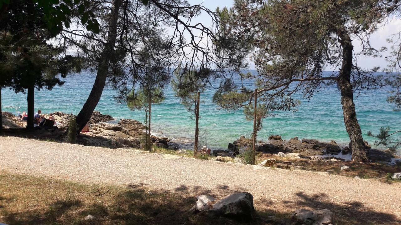 Apartmani Niessner Malinska Buitenkant foto