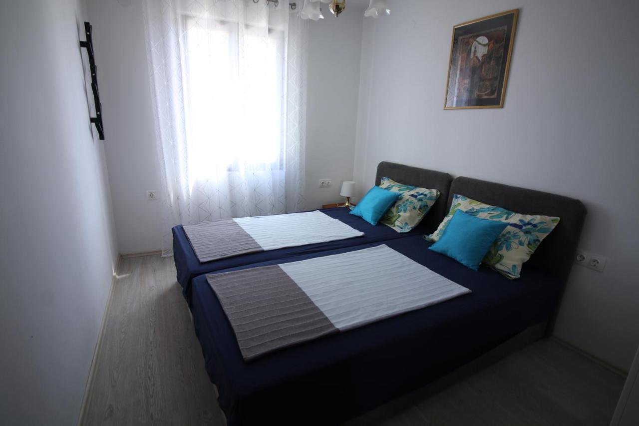 Apartmani Niessner Malinska Buitenkant foto