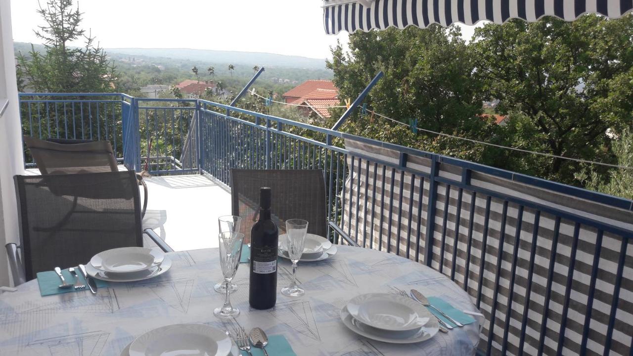 Apartmani Niessner Malinska Buitenkant foto